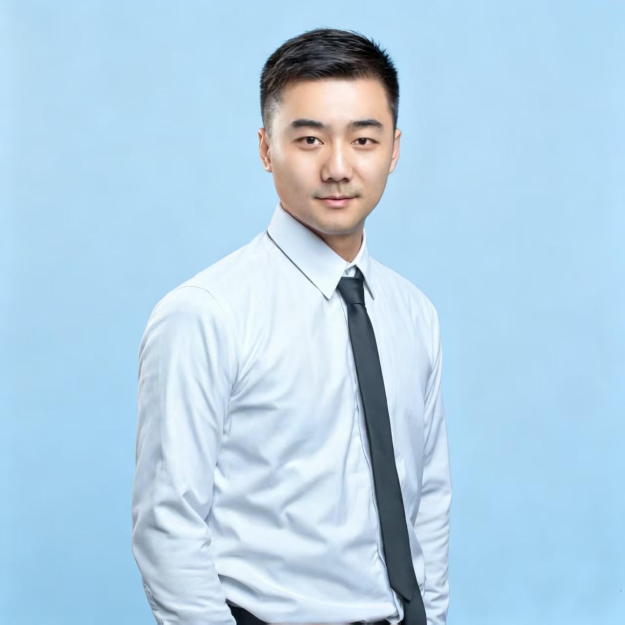 罗毅