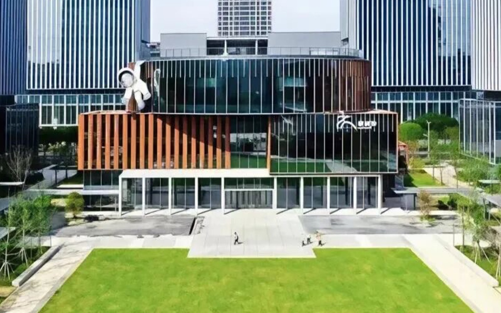 双 O 社区 AI 漫剧空间